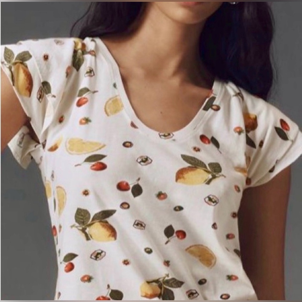 Maeve Scoop-Neck Flounce-Sleeve Tee - size XS
